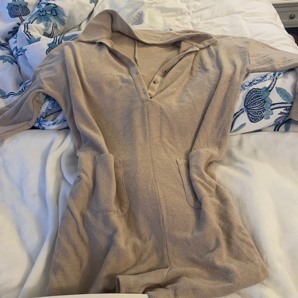 Beige romper